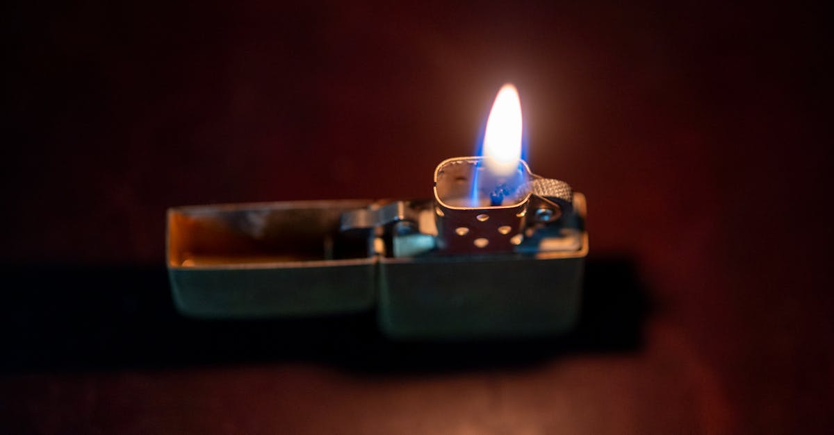 découvrez notre briquet de luxe alliant élégance et performance pour une expérience unique et raffinée.