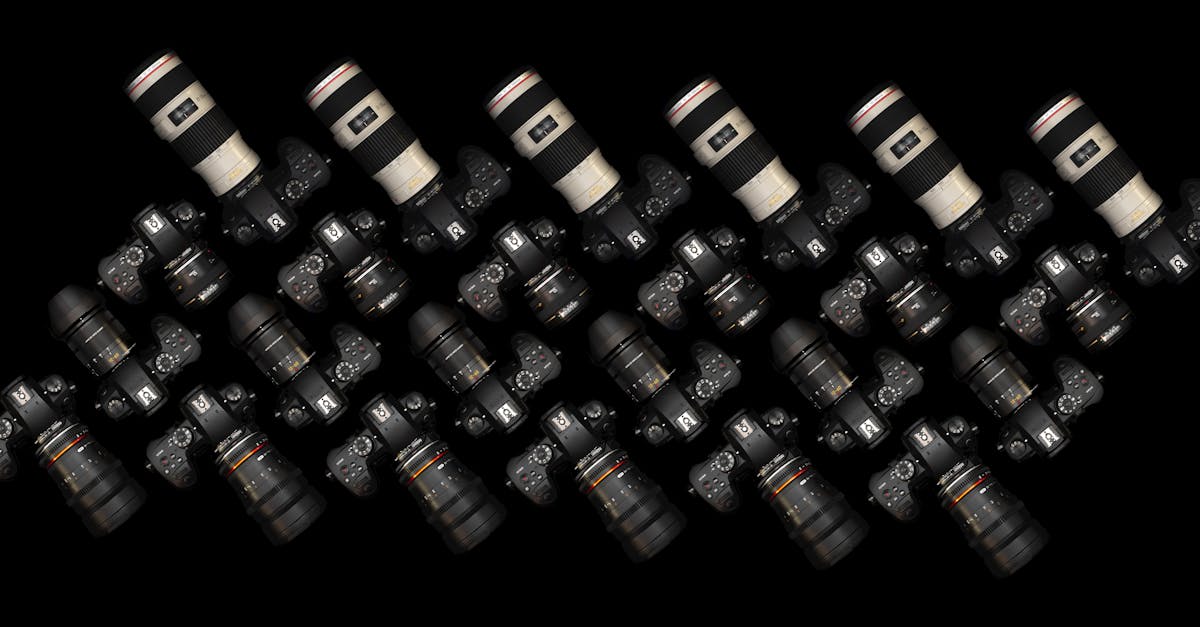 découvrez le réflexe moro, un réflexe archaïque essentiel chez le nourrisson, indiquant la réponse involontaire à un stimulus soudain et jouant un rôle clé dans le développement neurologique.