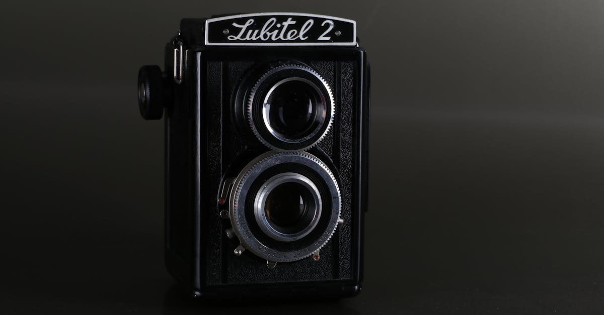 découvrez tout ce qu'il faut savoir sur le réflexe de moro, un réflexe primitif important chez les nouveau-nés qui joue un rôle clé dans le développement neurologique.